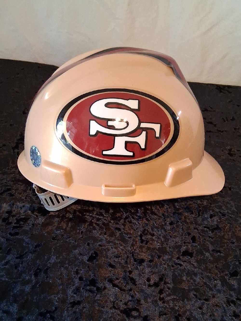 MSA V-Gard San Francisco 49ers hard helmet size medium